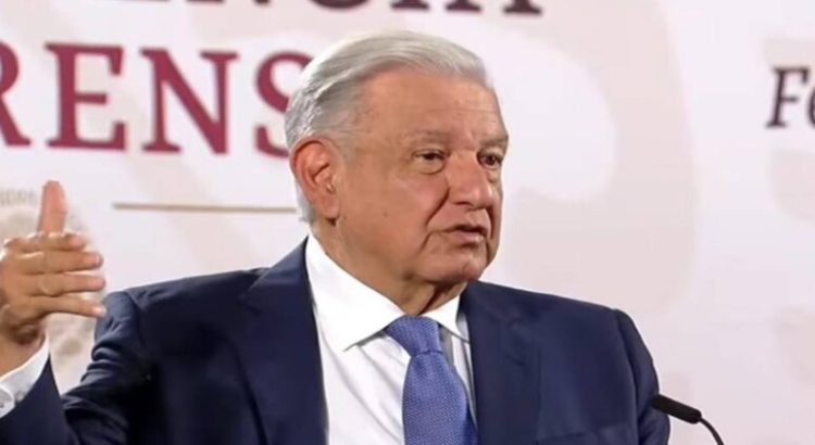 AMLO destaca lucha de la CNTE y los logros de su gobierno en materia educativa