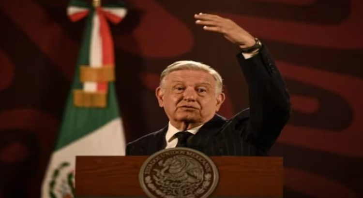 AMLO exhibe resultados del INE para demostrar que no existe polarización