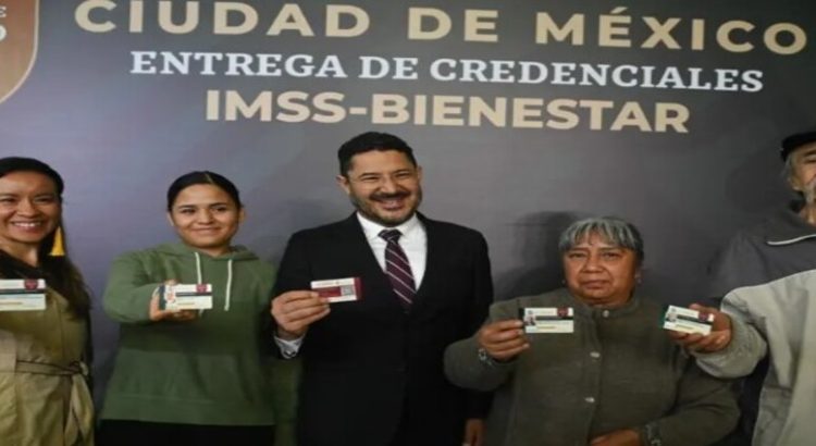 Inicia entrega masiva de tarjetas IMSS-Bienestar en CDMX