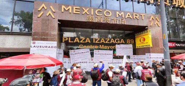 Clausuran Plaza Izazaga 89, dedicada a la venta de productos chinos