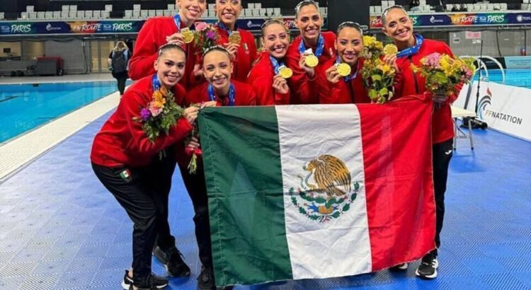 Gana plata el equipo mexicano de Natación Artística