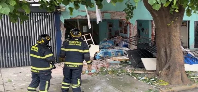 Explota tanque de gas en vivienda de Benito Juárez