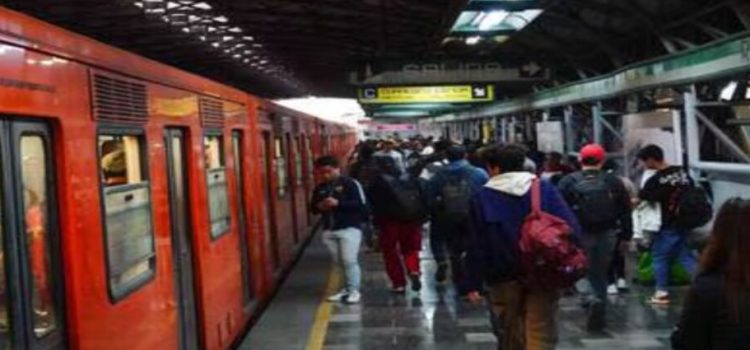 Joven pierde una extremidad tras caer a vías de LB del Metro de CdMx