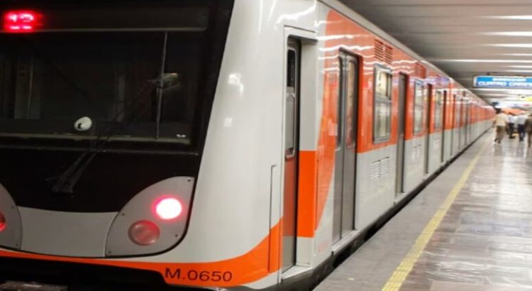 Persona se arroja a las vías de la Línea 2 del Metro de CDMX