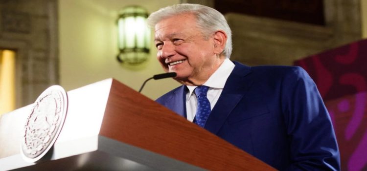 AMLO celebra que Tribunal Electoral validó triunfo de Sheinbaum