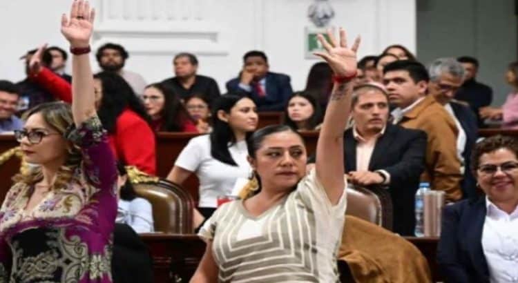 Congreso de CDMX pide juicio político contra jueces que buscan parar reforma al Poder Judicial