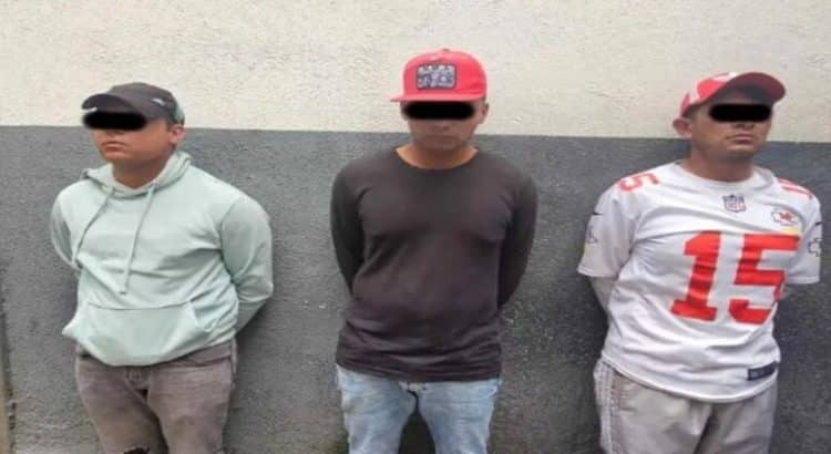 Detienen a tres sujetos por agredir a policías y vigilantes en supermercado