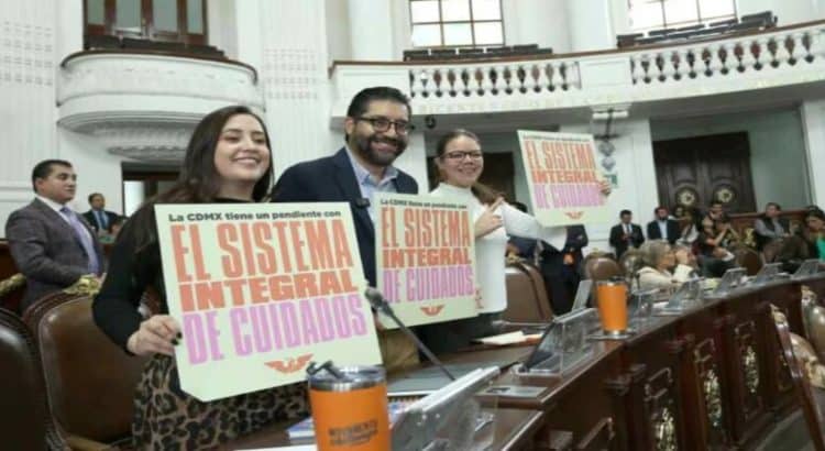 MC presenta iniciativa al congreso de CDMX para crear Ley del Sistema Integral de Cuidados