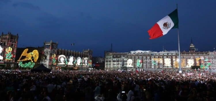 Acudieron 280 mil personas al Grito de Independencia y 120 mil al desfile informó Batres