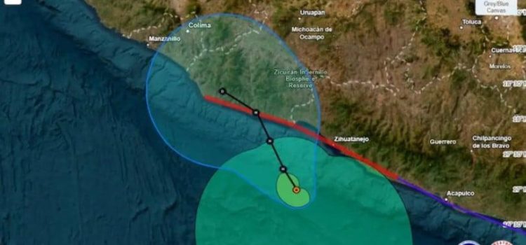 Tormenta «John» cambia de trayectoria y amenaza la costa del Pacífico