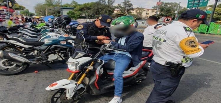 Aplican operativo contra motos irregulares en CDMX