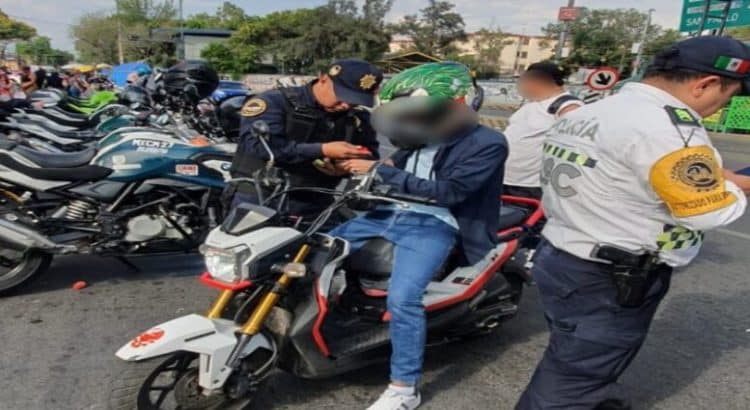 Aplican operativo contra motos irregulares en CDMX