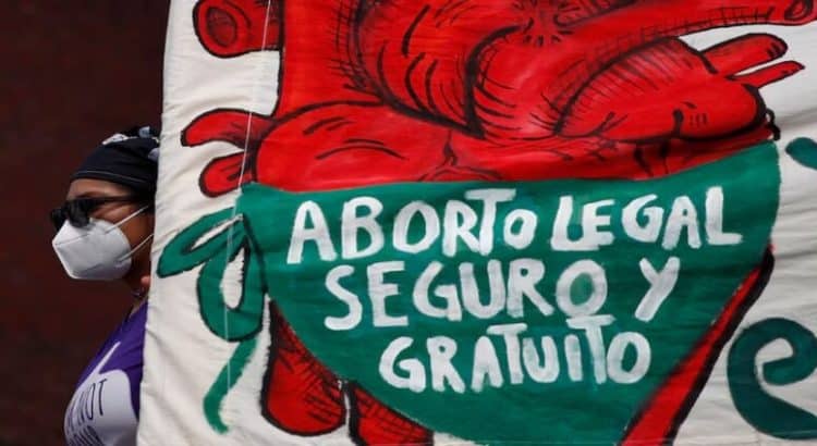 Congreso de CDMX aplaza discusión sobre despenalización total del aborto