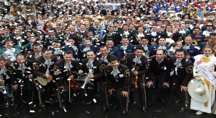 CDMX busca romper récord Guinness con la mayor cantidad de mariachis reunidos