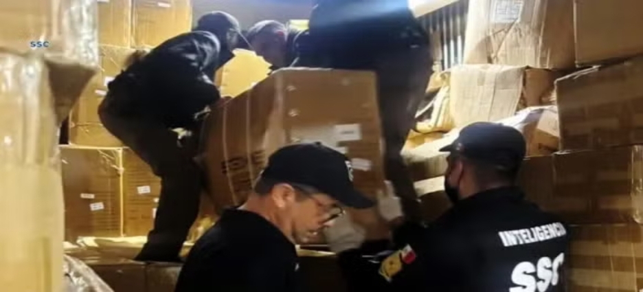 Aseguran en CDMX más de 200 bicicletas eléctricas y miles de productos robados; hay dos detenidos