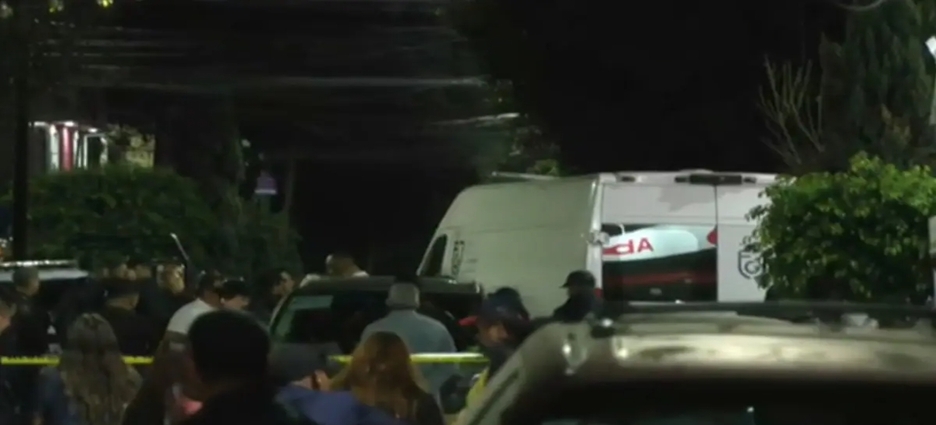 Hombre fue asesinado a tiros tras bajar de su camioneta en la alcaldía Gustavo A. Madero, CDMX