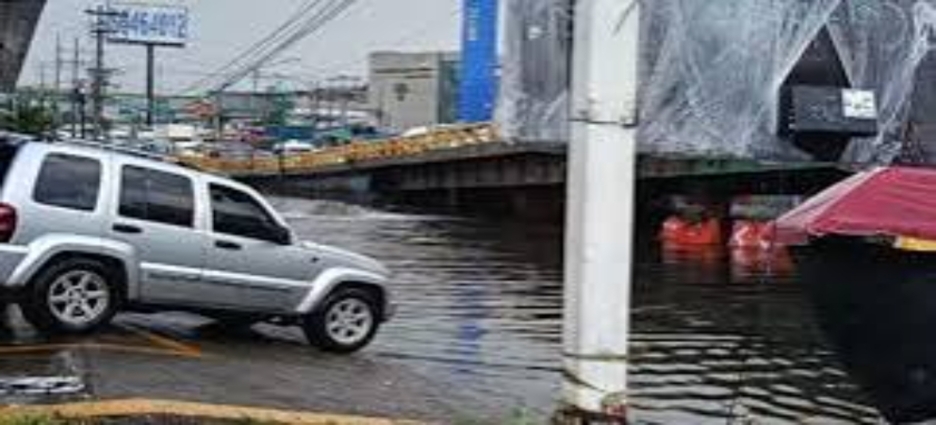 Activan alerta naranja por fuertes lluvias en la CDMX; reportan inundaciones en la colonia Roma