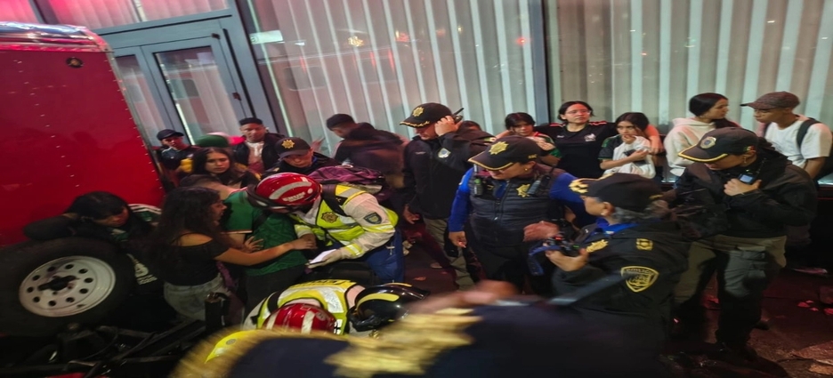 Tres aficionados mueren durante celebración por la selección en la CDMX