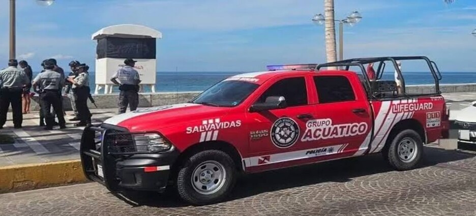 Hallan sin vida a clavadista que desapareció entre las olas de la Sánchez Taboada